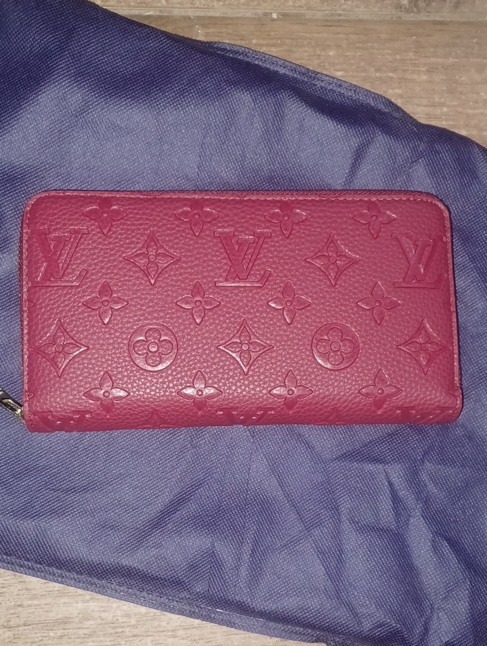 *Fashion* Embossed Monogram Zip Wallet